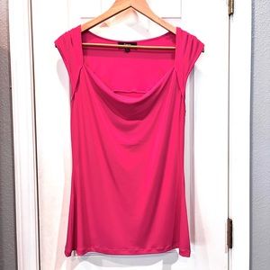 Express sleeveless blouse. Excellent condition.  Size M